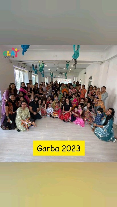 Garba 2023: Our toddlers and parents celebrated as a community, because fun knows no age! 🕺🤗
#claymontessori #garba #navratri2023 #dandiya #mumbai #Preschools #Matunga #sion #dadar #Wadala #reelsindia #trending